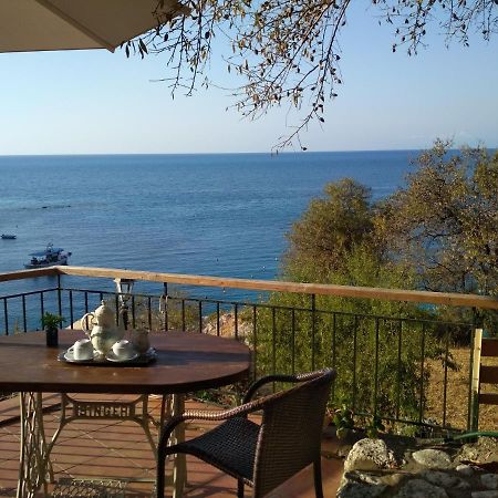 Ostria Hotel Agios Nikitas Exterior photo